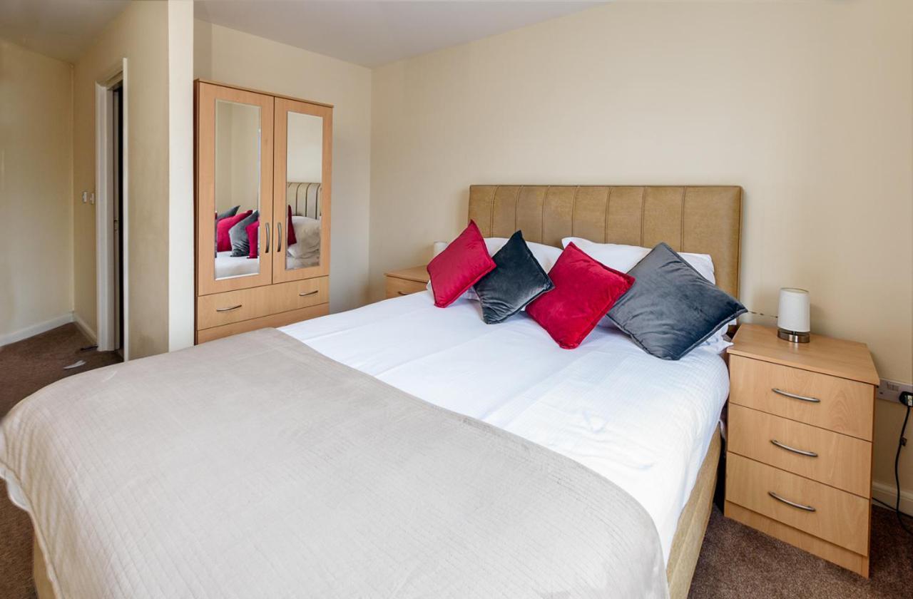 Abodebed - Handleys Court เฮเมลเฮมพ์สเตด ภายนอก รูปภาพ