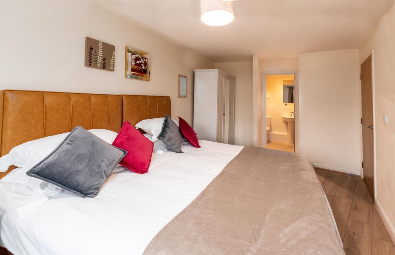 Abodebed - Handleys Court เฮเมลเฮมพ์สเตด ภายนอก รูปภาพ