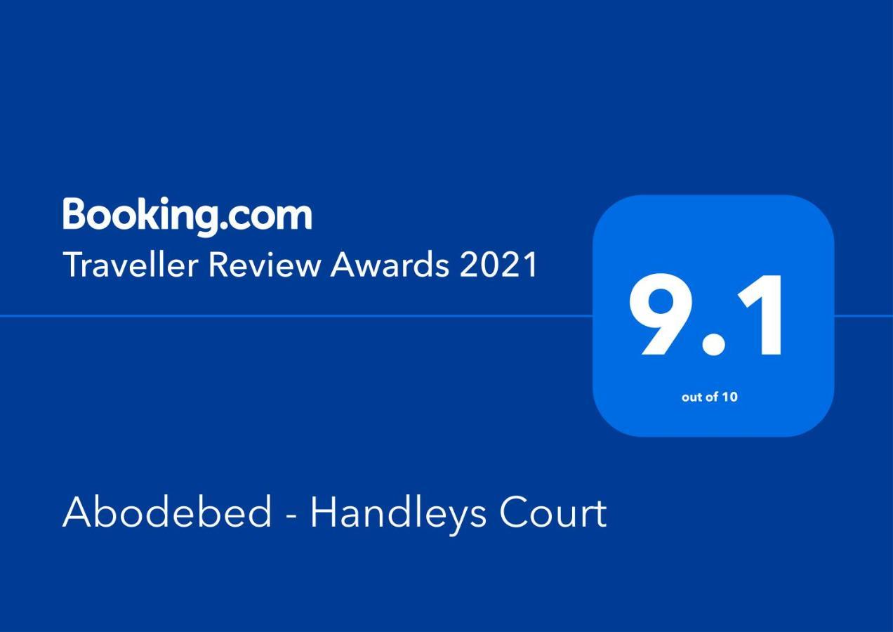 Abodebed - Handleys Court เฮเมลเฮมพ์สเตด ภายนอก รูปภาพ