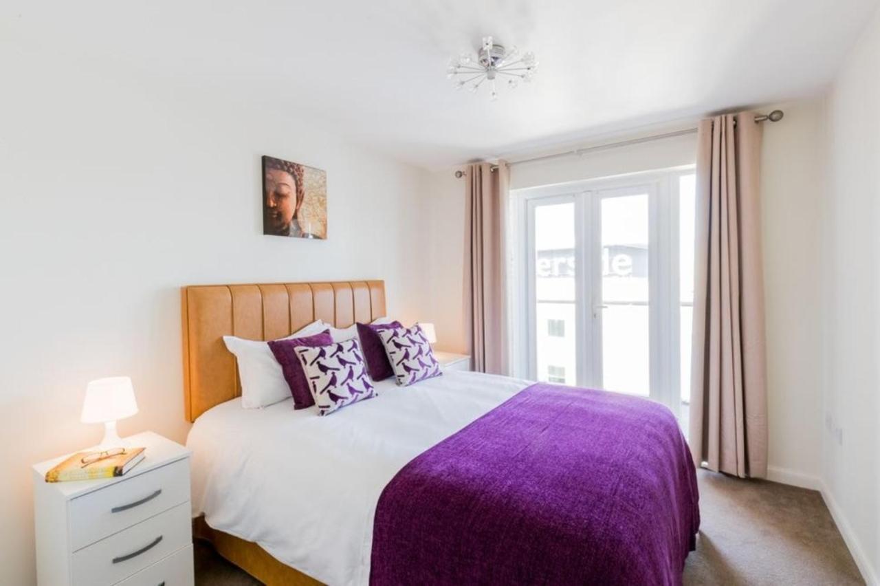 Abodebed - Handleys Court เฮเมลเฮมพ์สเตด ภายนอก รูปภาพ