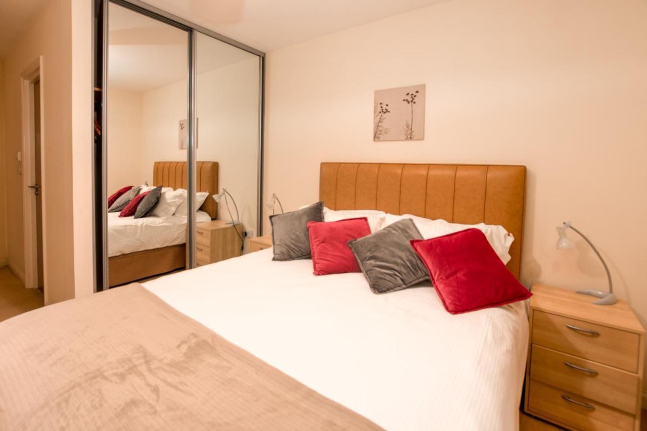 Abodebed - Handleys Court เฮเมลเฮมพ์สเตด ภายนอก รูปภาพ