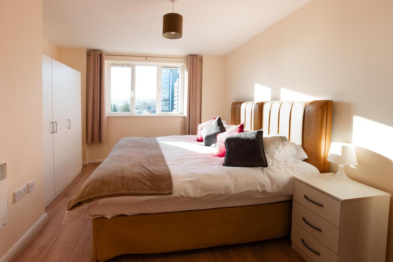 Abodebed - Handleys Court เฮเมลเฮมพ์สเตด ภายนอก รูปภาพ