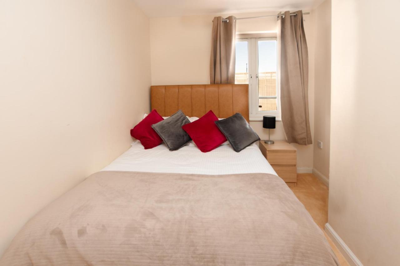 Abodebed - Handleys Court เฮเมลเฮมพ์สเตด ภายนอก รูปภาพ